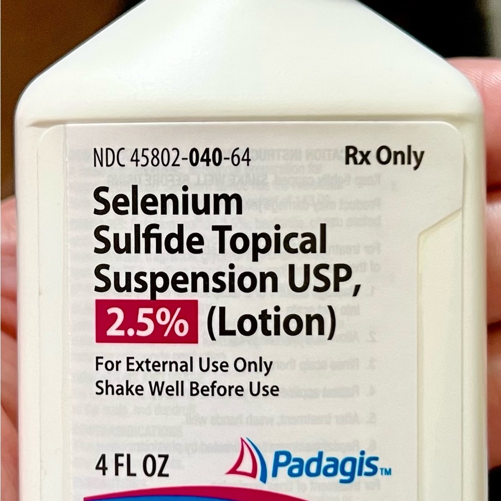 The Posh Doc professional selenium dandruff treatment kit 4 fl oz